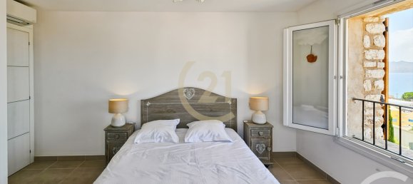 2 bedrooms Duplex in Saint-Florent, France No. 86264 11