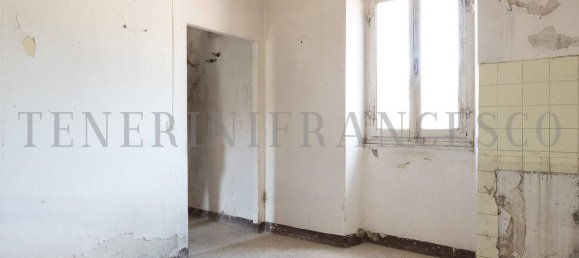 Propiedad comercial de 5 habitaciónes en Arezzo, Italy No. 270779 26