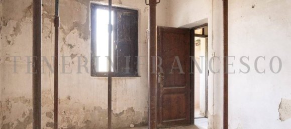 Propiedad comercial de 5 habitaciónes en Arezzo, Italy No. 270779 27