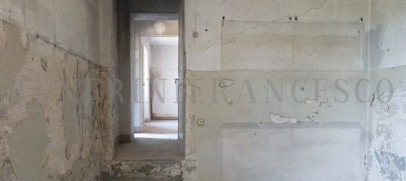 Propiedad comercial de 5 habitaciónes en Arezzo, Italy No. 270779 29