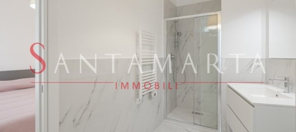 2 bedrooms Apartment in Milan, Italy No. 243507 14