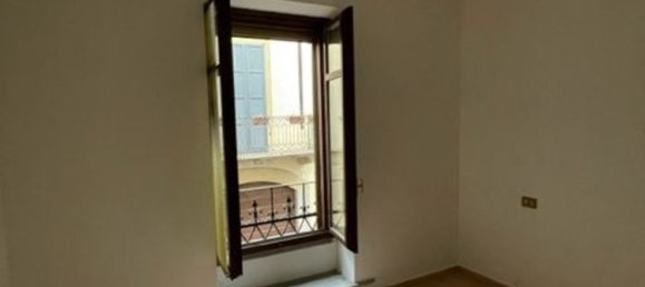 60m² Office in Vigevano, Italy No. 274978 5