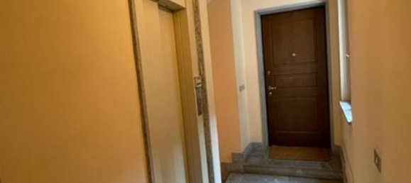 60m² Office in Vigevano, Italy No. 274978 2