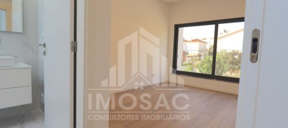 4 bedrooms House in Loures, Portugal No. 102867 26