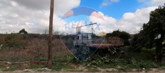 231m² Land in Odivelas, Portugal No. 64053 4