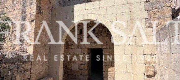 3 bedrooms Farm in Victoria, Malta No. 923 9