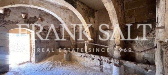 3 bedrooms Farm in Victoria, Malta No. 923 10