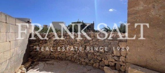 3 bedrooms Farm in Victoria, Malta No. 923 8