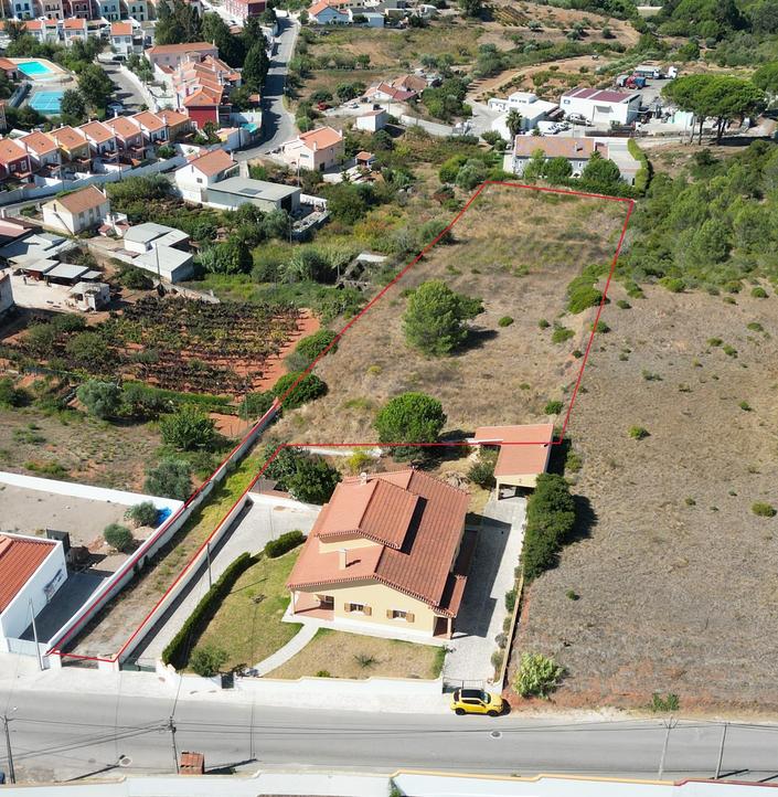  Land in Alenquer, Portugal No. 59861