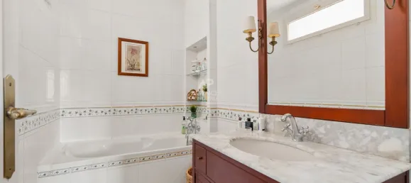 4 bedrooms House in Saint-Germain-en-Laye, France No. 319000 8