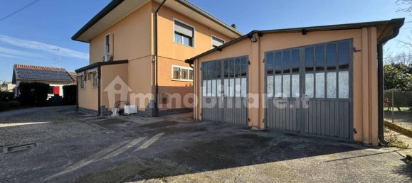 3 bedrooms Villa in Ariano nel Polesine, Italy No. 61726 42