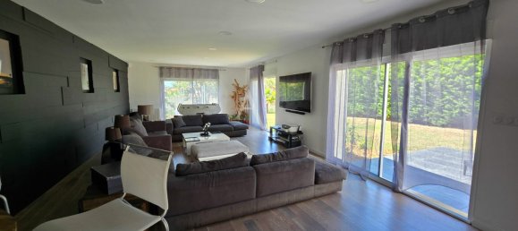 5 bedrooms House in L'Ile-d'Olonne, France No. 283805 2