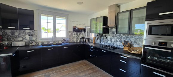 5 bedrooms House in L'Ile-d'Olonne, France No. 283805 7