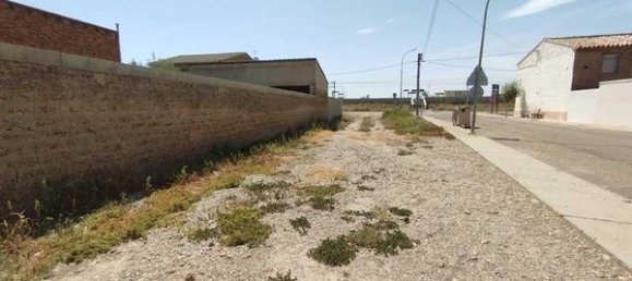  Land in Zaragoza, Spain No. 64004 4