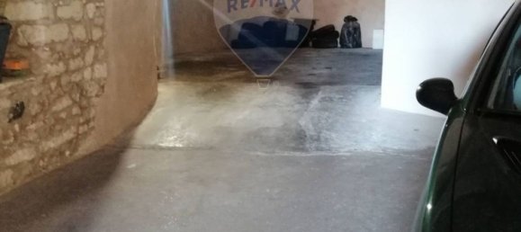 Garagem em Monte Sant'Angelo, Italy 172 m² N.º 360046 6