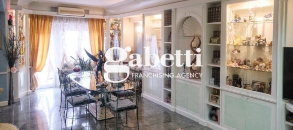 Apartamento de 3 dormitorios en Rome, Italy No. 44689 13