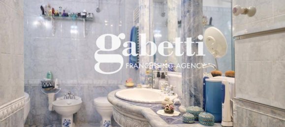 Apartamento de 3 dormitorios en Rome, Italy No. 44689 33