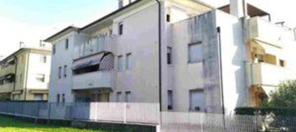 3 rooms Apartment in Nervesa della Battaglia, Italy No. 208979 17