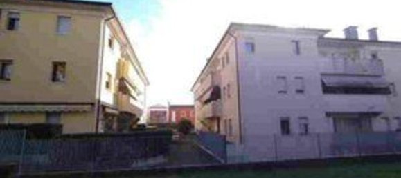 3 rooms Apartment in Nervesa della Battaglia, Italy No. 208979 16