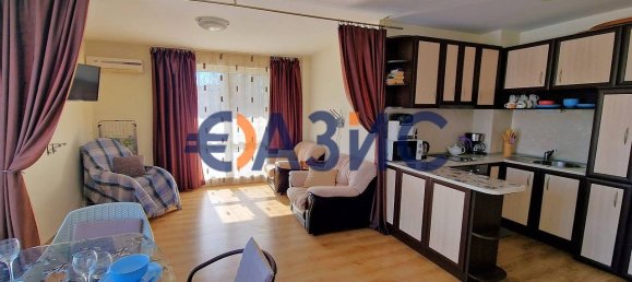 2 Schlafzimmer Wohnung in Sveti Vlas, Bulgaria, Nr. 526 4
