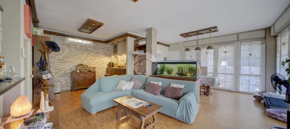 4 bedrooms Villa in Giaveno, Italy No. 318735 3