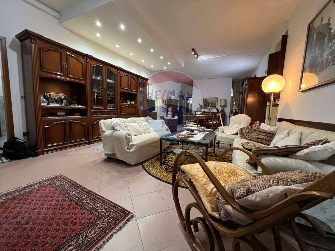 Квартира с 4 комнатами в Кантелло, Италия № 150298