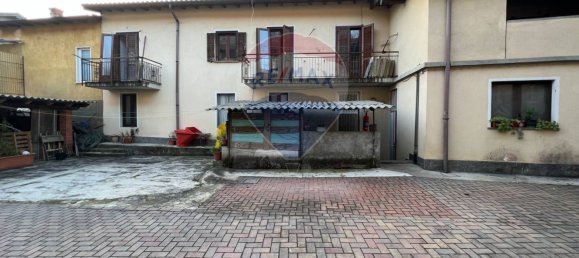 Квартира с 4 комнатами в Кантелло, Италия № 150298 18