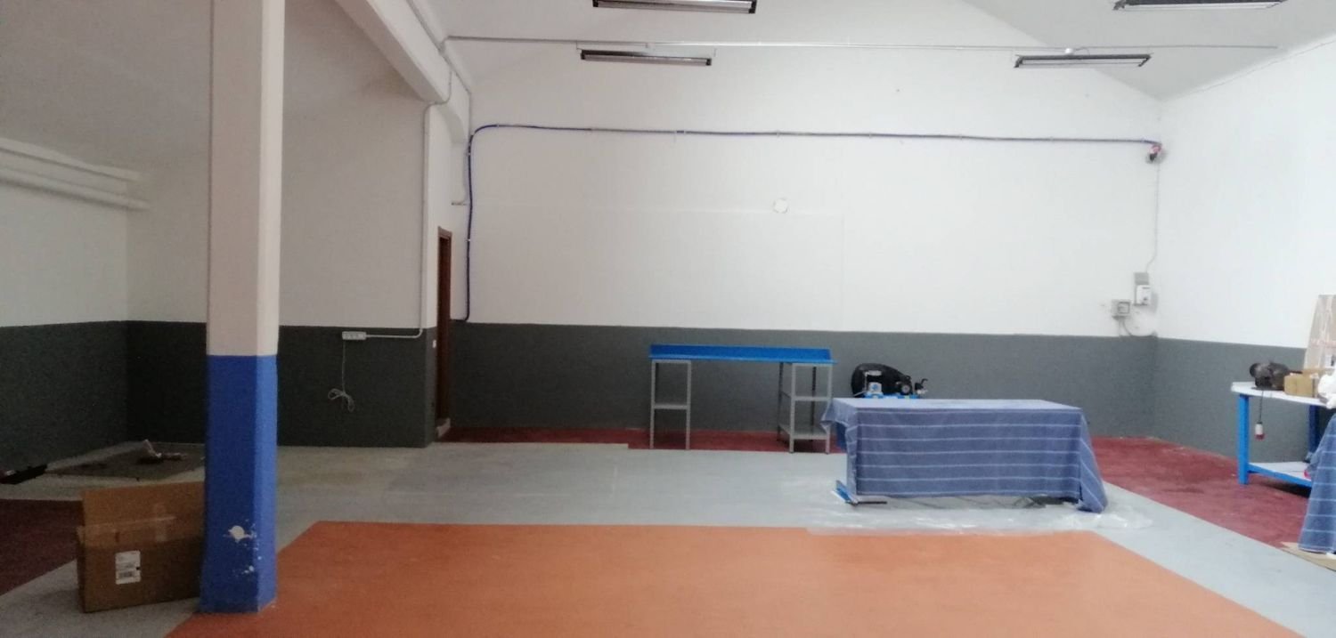 Almacén en Trecate, Italy 500 m² No. 346697