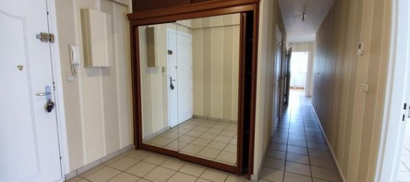 3 Schlafzimmer Wohnung in Sotteville-les-Rouen, France, Nr. 355310 2