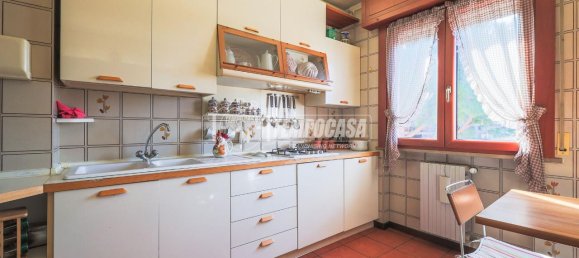 4-salle Appartement à Ravenna, Italy No. 36750 6