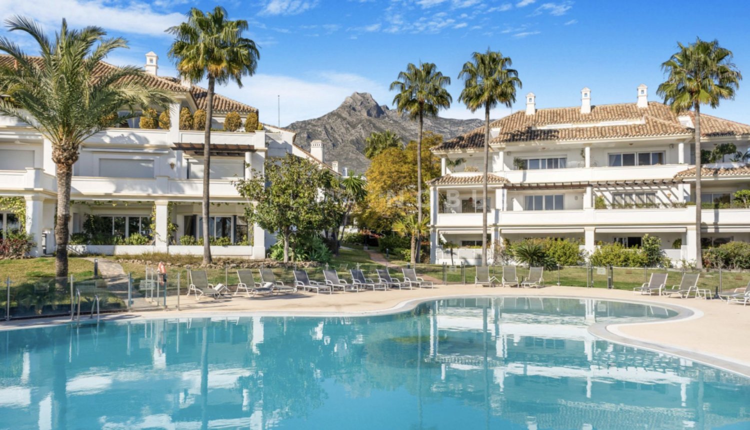 3 bedrooms Penthouse in Marbella, Spain No. 148530
