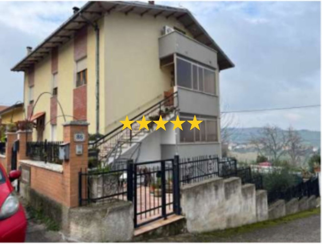 4 bedrooms Apartment in Fermo, Italy No. 396530