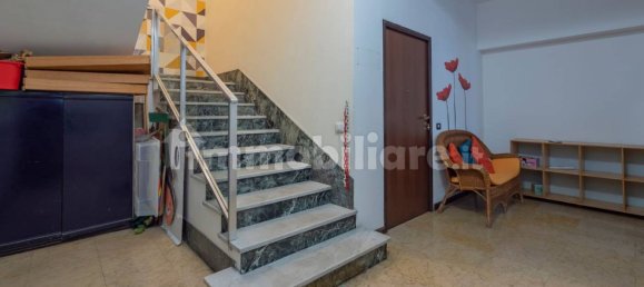 Oficina de 5 habitaciónes en Milan, Italy No. 241544 24