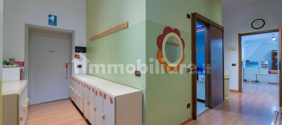 Oficina de 5 habitaciónes en Milan, Italy No. 241544 13