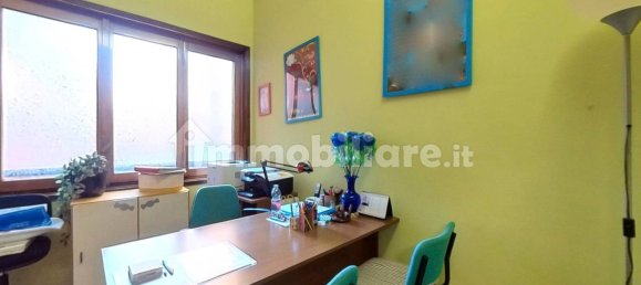 Oficina de 5 habitaciónes en Milan, Italy No. 241544 19