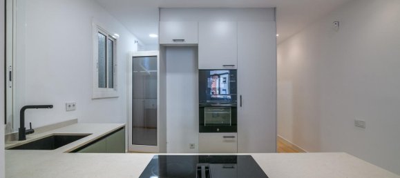 2 bedrooms Apartment in Gracia, Spain No. 187057 13