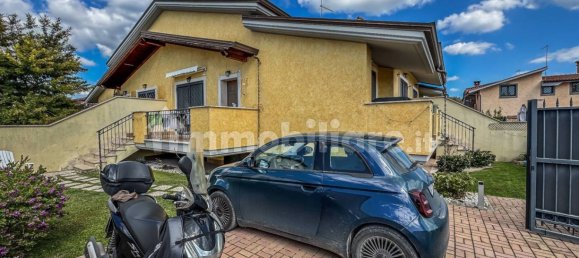 4 bedrooms Villa in Rome, Italy No. 61172 17