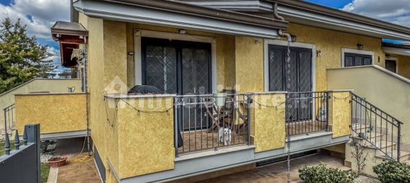 4 bedrooms Villa in Rome, Italy No. 61172 16