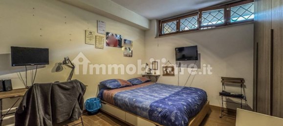 4 bedrooms Villa in Rome, Italy No. 61172 10