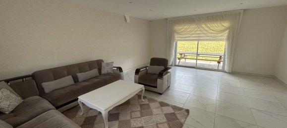 3 bedrooms House in Egletons, France No. 100796 2