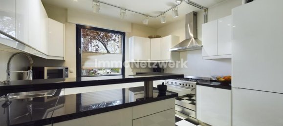 8 rooms Townhouse in Duren, Germany No. 47763 23