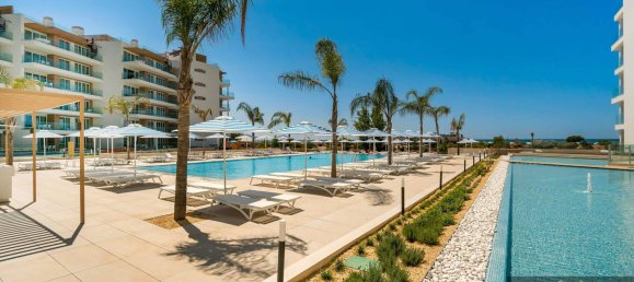 2 bedrooms Penthouse in Quarteira, Portugal No. 133656 3