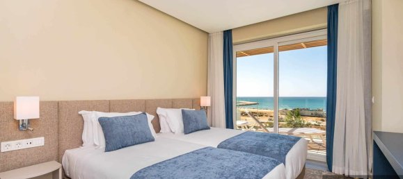 2 bedrooms Penthouse in Quarteira, Portugal No. 133656 18