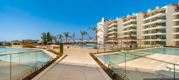 2 bedrooms Penthouse in Quarteira, Portugal No. 133656 4