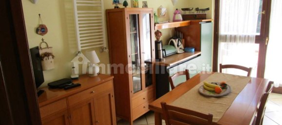 Квартира с 3 спальнями в Неаполь, Италия № 11707 18