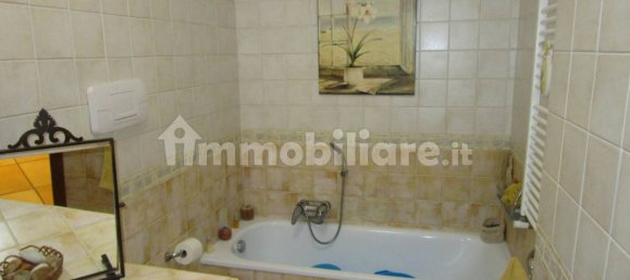 Квартира с 3 спальнями в Неаполь, Италия № 11707 54