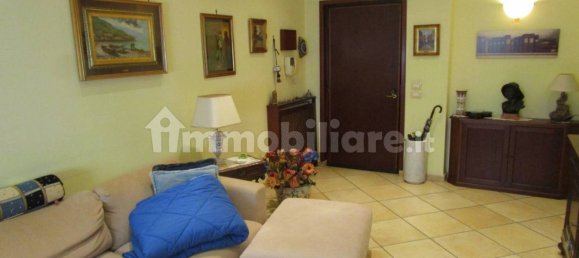 Квартира с 3 спальнями в Неаполь, Италия № 11707 2