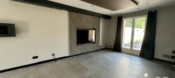 6 bedrooms House in Thorigny-sur-Marne, France No. 282153 3