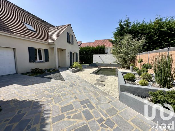 6 bedrooms House in Thorigny-sur-Marne, France No. 282153