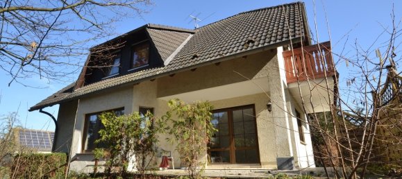 4 rooms House in Saalekreis, Germany No. 16793 35